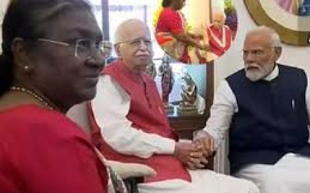 ଆଡଭାନୀଙ୍କୁ ଭାରତ ରତ୍ନରେ ସମ୍ମାନିତ କଲେ ରାଷ୍ଟ୍ରପତି