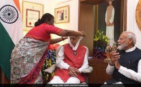 ବାସଭବନରେ ସମ୍ମାନିତ କଲେ ରାଷ୍ଟ୍ରପତି