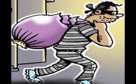 ହସ୍ପିଟାଲରୁ ମୋବାଇଲ ଲୁଟ୍ ବେଳେ ଲୁଟେରାକୁ ଧରିଲେ ଲୋକେ