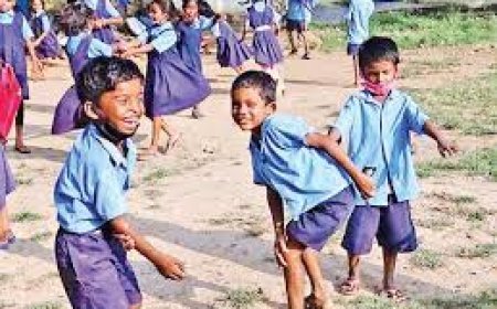 ଅଧ ଘଣ୍ଟାଏ କମିଲା ପାଠ ପଢା ସମୟ