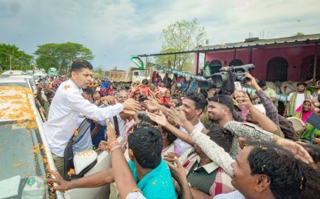 ଗଞ୍ଜାମର ହିଞ୍ଜିଳି-ଶେରଗଡ଼ ଓ ଖଲ୍ଲିକୋଟରେ କାର୍ତ୍ତିକ ପାଣ୍ଡିଆନଙ୍କ  ମାରାଥନ ପ୍ରଚାର, ବିଶାଳ ରୋଡ ସୋ, ରାସ୍ତାର ଦୁଇପାର୍ଶ୍ୱରେ ଭବ୍ୟ ସମ୍ୱର୍ଦ୍ଧନା ଦେଲେ ଜନତା