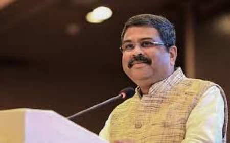  ସାମ୍ବାଦିକଙ୍କ ପାଇଁ ଧର୍ମେନ୍ଦ୍ରଙ୍କ ବଡ ଘୋଷଣା 