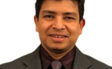 ସାଇକେଲ ଚଲାଇ ନାମାଙ୍କନ ଭରିବାକୁ ଗଲେ ସିଦ୍ଧାର୍ଥ ରାଉତରାୟ