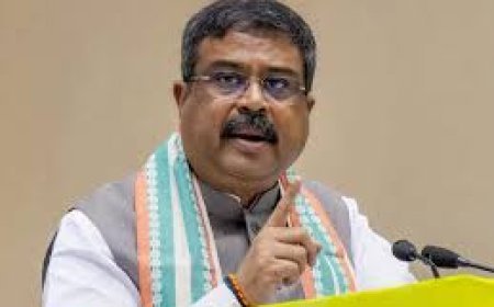 ହଁ, ମୁଁ ଦାଦନ, ମୁଁ ରାଜମିସ୍ତ୍ରୀ : ଧର୍ମେନ୍ଦ୍ର