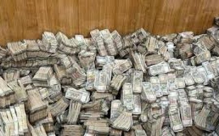 ସୁରାଣା ଜୁଏଲର୍ସ ଉପରେ ଚଢ଼ାଉ, ବାହାରିଲା ନଗଦ ୨୬ କୋଟି ଟଙ୍କା ଓ ୯୦ କୋଟି