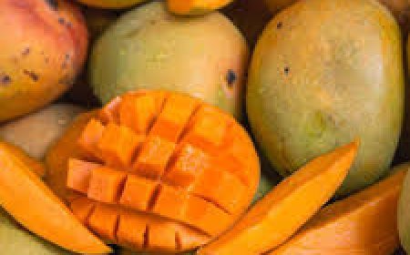 ଆସନ୍ତୁ ଜାଣିବା ଖରାଦିନେ ଆମ୍ବ ଖାଇଲେ କେଉଁ ସବୁ ରୋଗରୁ ରକ୍ଷା ମିଳେ ?