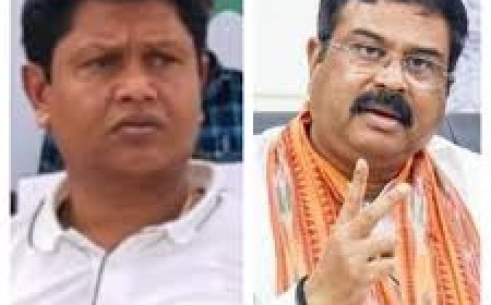 ଧର୍ମେନ୍ଦ୍ର ଆଗୁଆ, ବବି ପଛୁଆ