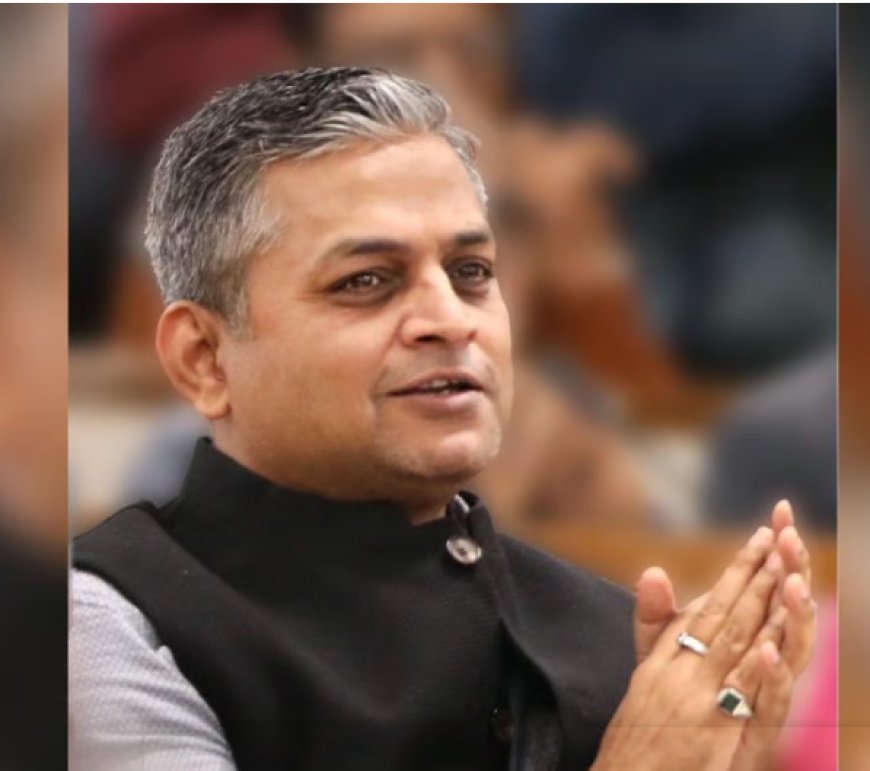 ଇସ୍ତଫା ଦେଲେ ଆଇଟି ସଚିବ ମନୋଜ ମିଶ୍ର