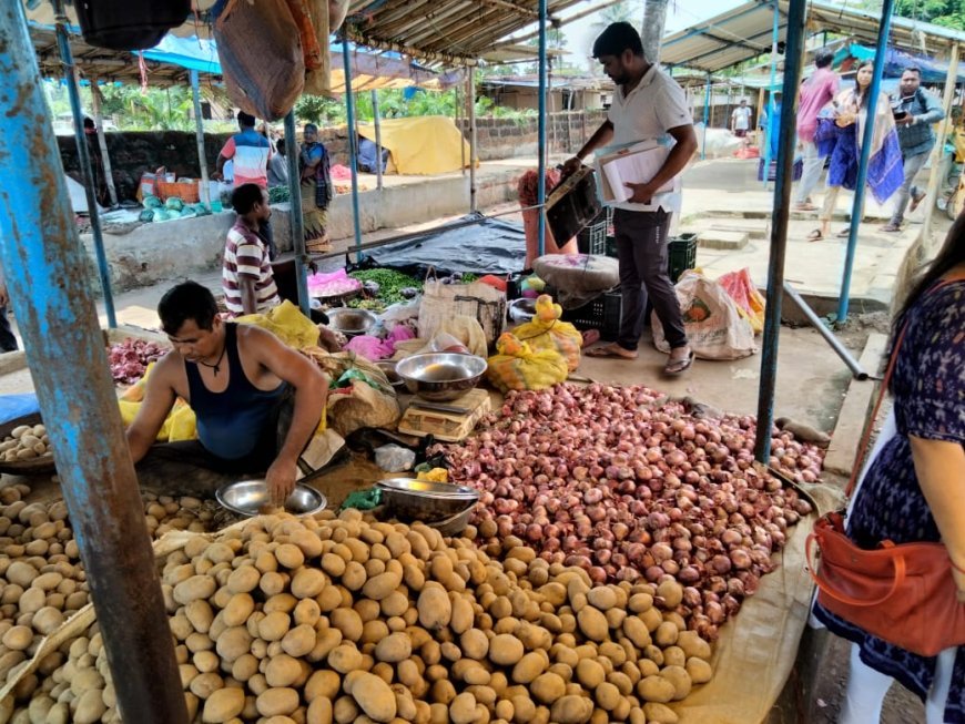 ଖାଦ୍ୟ ଯୋଗାଣ ଓ ଖାଉଟି କଲ୍ୟାଣ ଏବଂ ବୈଧ ମାପ ଓ ଓଜନ ବିଭାଗ ପକ୍ଷରୁ ଭୁବନେଶ୍ୱରର ବିଭିନ୍ନ ସ୍ଥାନରେ ଚଢ଼ାଉ 