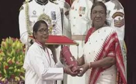 ସଂଯୁକ୍ତାଙ୍କୁ ଜାତୀୟ ଫ୍ଲୋରେନ୍ସ ନାଇଟେଙ୍ଗଲ ପ୍ରଦାନ କଲେ ରାଷ୍ଟ୍ରପତି ଶୁ, ଭେଚ୍ଛା ଜଣାଇଲେ ମୁଖ୍ୟମନ୍ତ୍ରୀ, ସ୍ୱାସ୍ଥ୍ୟମନ୍ତ୍ରୀ ଓ ନବୀନ
