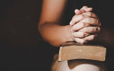 ଈଶ୍ୱରଙ୍କ ସହ ସମ୍ପର୍କ ଯୋଡ଼େ ପ୍ରାର୍ଥନା