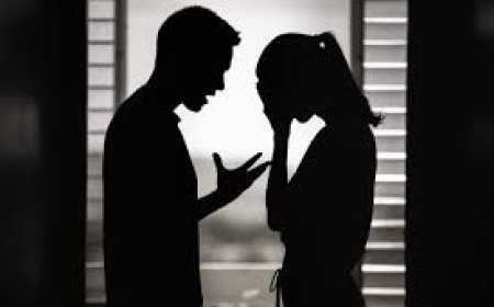 ସ୍ବାମୀ ସ୍ତ୍ରୀଙ୍କ ମଧ୍ୟରେ କଳହ ଲାଗି ରହୁଛି କି?