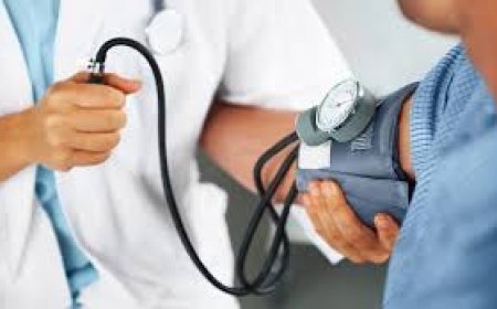 ବୟସ ଅନୁଯାୟୀ ରକ୍ତଚାପ କେତେ ରହିବା ଜରୁରୀ?