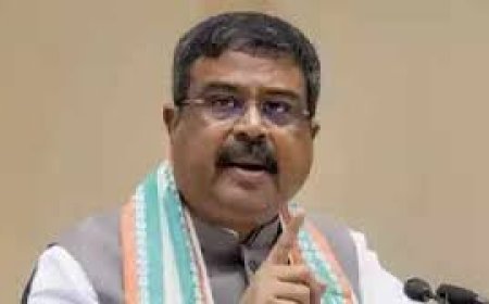 ରାଜଭବନ ଟାର୍ଗେଟକୁ  ଧର୍ମେନ୍ଦ୍ରଙ୍କ  କାଉଣ୍ଟର