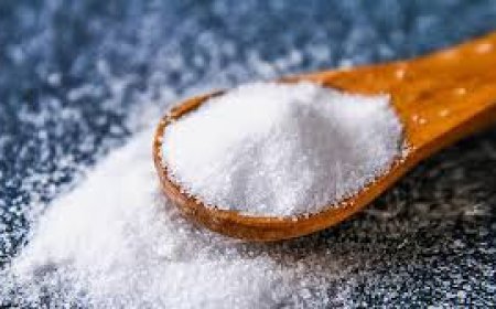 ଅଧିକ ଲୁଣ ଖାଇଲେ କ'ଣ ହୁଏ?