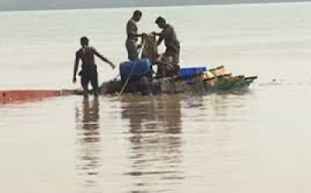 ବୈତରଣୀ ମୁହାଣରେ ବୁଡ଼ିଲା ଡଙ୍ଗା: କୂଳକୁ ଫେରୁଥିଲେ ୧୦ ମତ୍ସ୍ୟଜୀବୀ