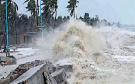 ସମ୍ଭାବ୍ୟ ବାତ୍ୟାକୁ ନେଇ ପୁରୀ ଜିଲ୍ଲା ପ୍ରଶାସନର ବ୍ୟାପକ ପ୍ରସ୍ତୁତି ପୁରୀ ଛାଡିଲେ ପର୍ଯ୍ୟଟକ 