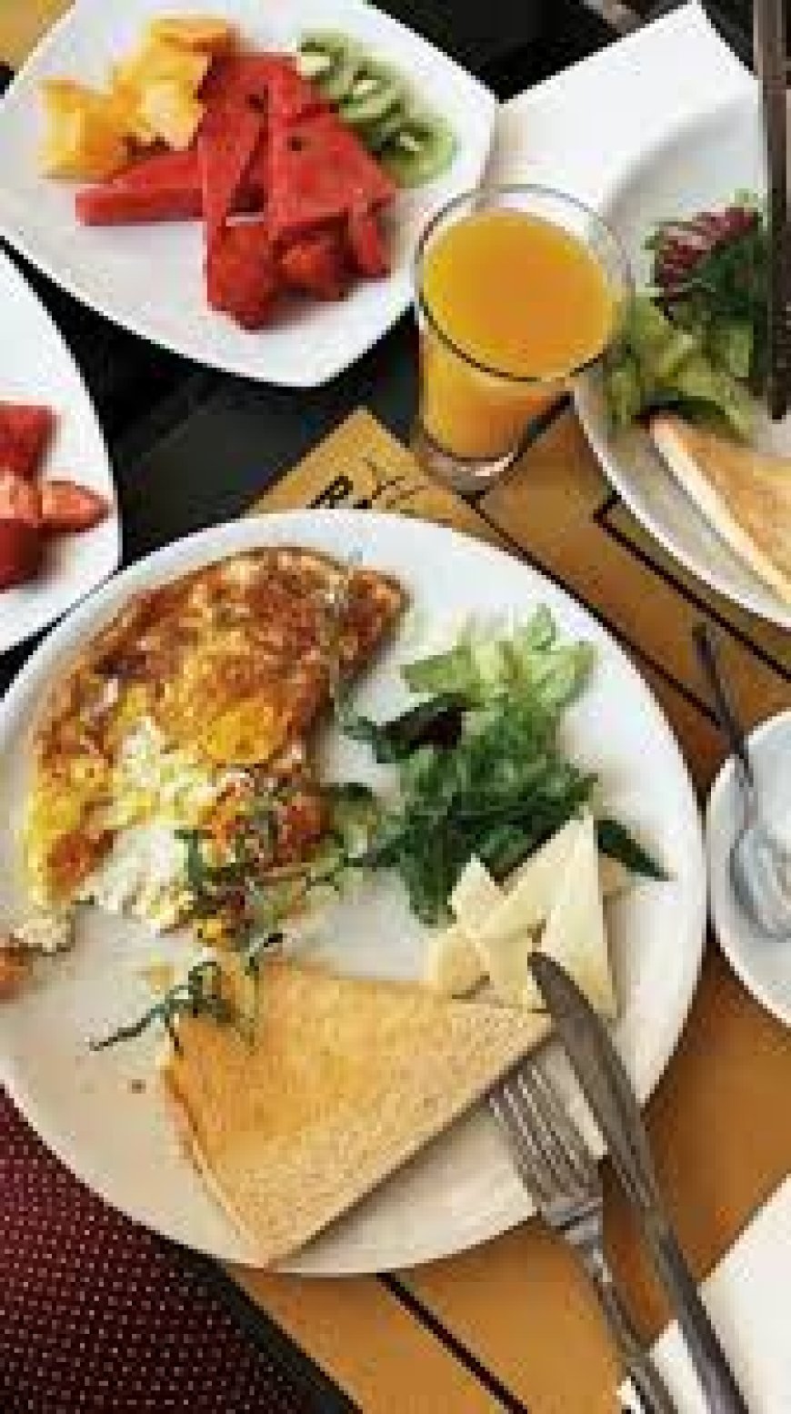 ସକାଳୁ ଉଠି ଖାଲି ପେଟରେ କ’ଣ ଖାଇବେ କ’ଣ ପିଇବେ?