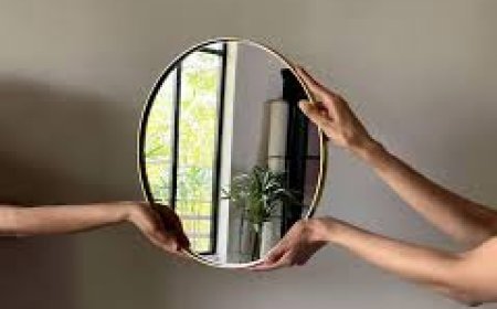 କେଉଁଠି ଲଗାଇବେ ଦର୍ପଣ 