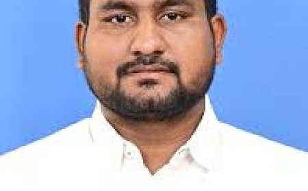 ନିଆରା ଢ଼ଙ୍ଗରେ ନବବର୍ଷ ପାଳିଲେ ମନ୍ତ୍ରୀ ସୂର୍ଯ୍ୟବଂଶୀ ସୂରଜ; ଅସହାୟ ଶିଶୁ ବୃଦ୍ଧବୃଦ୍ଧାଙ୍କ ସହିତ କାଟିଲେ ସମୟ