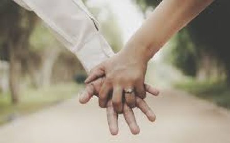 ସ୍ତ୍ରୀ-ସ୍ବାମୀଙ୍କର ମଜଭୁତ ସମ୍ପର୍କ  ଚାହୁଁଥିଲେ, ଆପଣାନ୍ତୁ ଏହି ଟିପ୍ସ