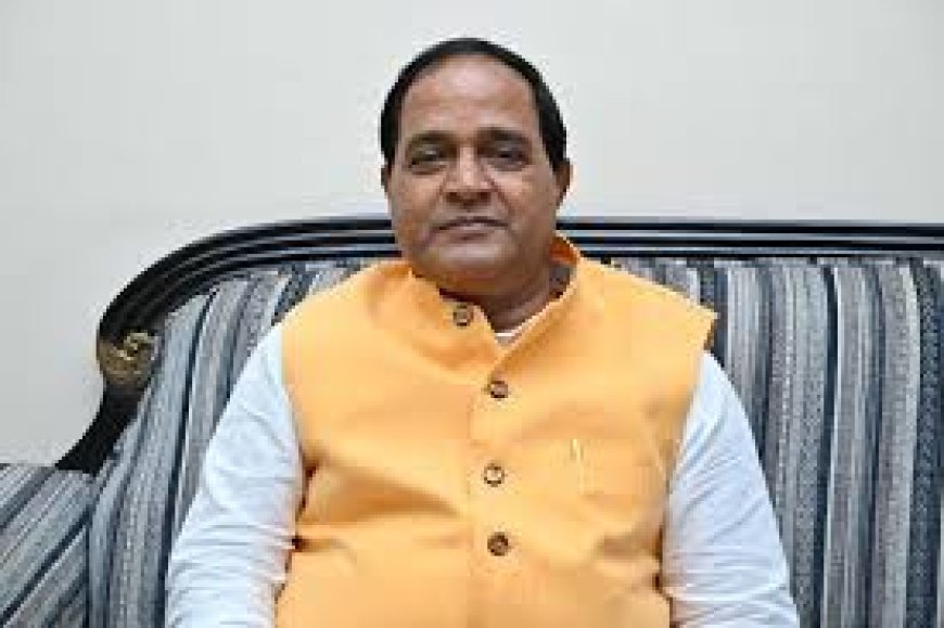 ୪୦ ଲକ୍ଷ ଭୂତ ହିତାଧିକାରୀ ରାଶନ କାର୍ଡ ହାତେଇଛନ୍ତି