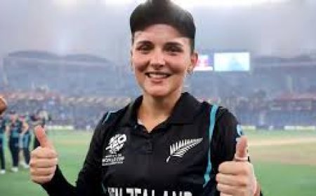 'ଆଇସିସି ମହିଳା କ୍ରିକେଟର ଅଫ୍ ଦି ଇୟର' ଆମେଲିଆ କେର୍‌