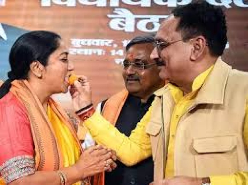 Delhi  New CM  ରେଖା ଗୁପ୍ତା : କାହିଁକି ?