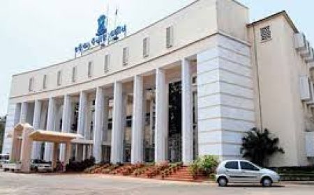 କାଲି ଯାଏଁ   ବିଧାନସଭା ମୁଲତବି