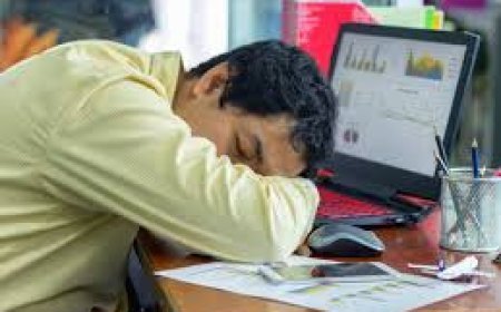 ମଧ୍ୟାହ୍ନ ଭୋଜନ ପରେ ପ୍ରବଳ ନିଦ ଆସୁଛି କି?