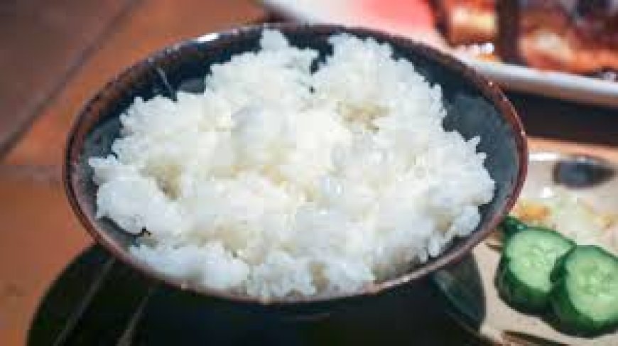 ବାସିଭାତ ଖାଇଲେ ଶରୀରକୁ କ’ଣ ମିଳିଥାଏ ଲାଭ ?