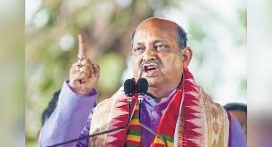 ପ୍ରେସ୍‌ମିଟ୍‌ କରି ବିରୋଧୀଙ୍କ ଉପରେ ପ୍ରବଳ ବର୍ଷିଲେ ମନମୋହନ