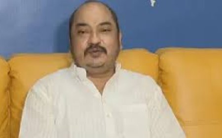 ଦେବାଶିଷଙ୍କ ସପକ୍ଷରେ ବାହାରିଲେ ସମ୍ବିତ୍ 