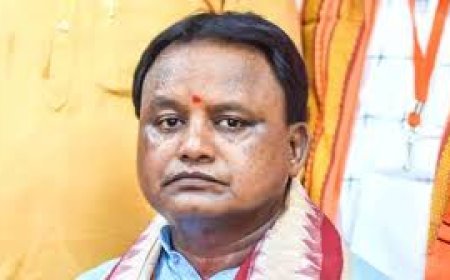 ନବୀନଙ୍କ ପାଇଁ ଚିନ୍ତ। ରେ ମୋହନ ମାଝୀ