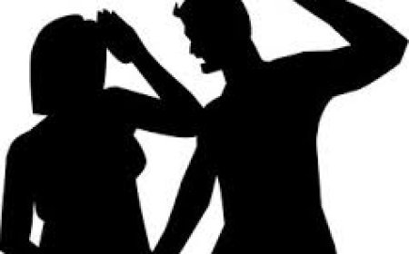 ଗାଁ ଦାଣ୍ଡରେ ଆଶାକର୍ମୀଙ୍କୁ ଅସଦାଚରଣ ; ବଞ୍ଚାଇବାକୁ ଯାଇ ଯୁବକ ଆକ୍ରମଣର ଶିକାର