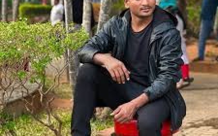 ମୁହଁ ଖୋଲିଲେ ଲବ ହାଁସଦା