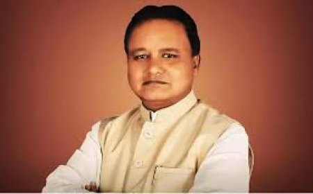 ଫାଇଭ-ଟିରେ ଭଙ୍ଗା କାନ୍ଥରେ ଲାଗୁଥିଲା ଚୂନ : ମୋହନ