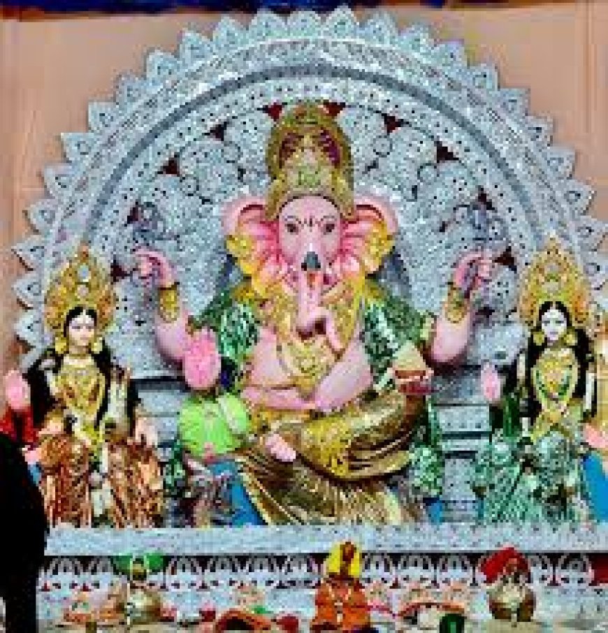 ଜଟଣୀରେ ଜମୁଛି ଗଣେଶ ପୂଜା : ଦର୍ଶକଙ୍କ ଆକର୍ଷଣ ସୂର୍ଯ୍ୟ ରଥରେ ବିରାଜିତ ରାଜା ବିନାୟକ ମହାରାଜା