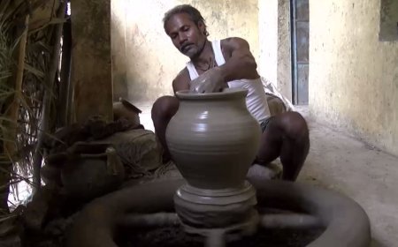 ଲୋପ ପାଇବାକୁ ବସିଲାଣି କୁମ୍ଭାରଙ୍କ ବେଉସା 