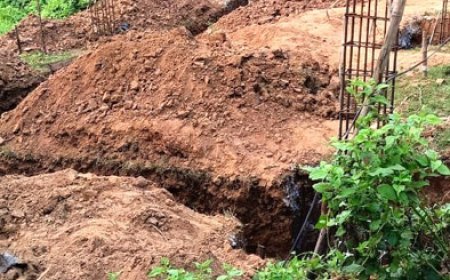 ସଂରକ୍ଷିତ ଜମିରେ ବେଆଇନ ନିର୍ମାଣ କାର୍ଯ୍ୟ;  ଗ୍ରାମବାସୀଙ୍କ ବିରୋଧ