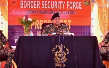 ବିଏସଏଫ ଆଇଜିଙ୍କ କଡା ଚେତାବନୀ : ଆତ୍ମସମର୍ପଣ କର ନଚେତ୍‌ ଏନକାଉଣ୍ଟର ହେବ