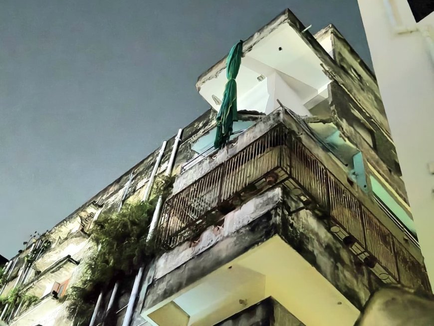 ଭୁଶୁଡି ପଡିଲା ବାଲକୋନି : ଶିଶୁ ସମେତ ୩ ମୃତ