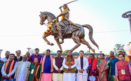 ବିପ୍ଳବୀ ଧରଣୀଧରଙ୍କ ପ୍ରତିମୂର୍ତ୍ତି ଅନାବରଣ