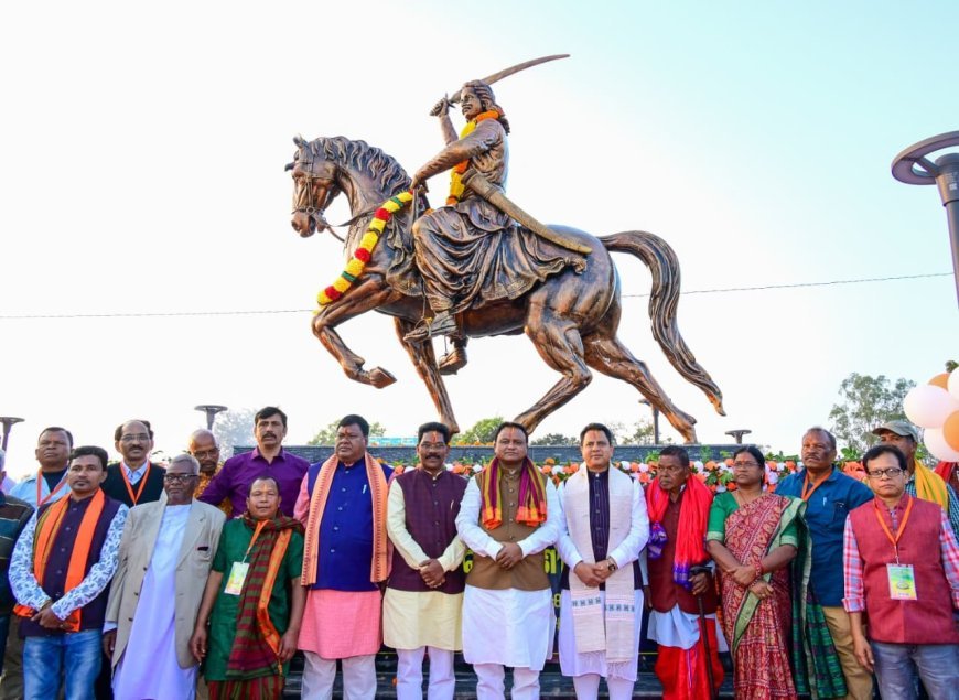 ବିପ୍ଳବୀ ଧରଣୀଧରଙ୍କ ପ୍ରତିମୂର୍ତ୍ତି ଅନାବରଣ