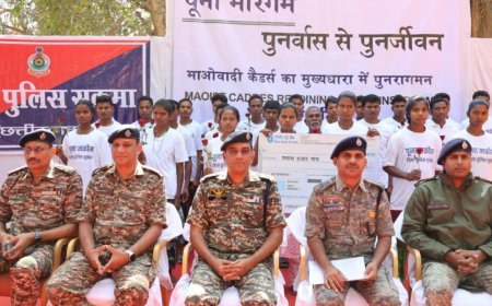 ସୁକ୍‌ମାରେ ୨୬ ମାଓବାଦୀଙ୍କ ଆତ୍ମସମର୍ପଣ :  ୧୩ ଜଣଙ୍କ ମୁଣ୍ଡରେ ଥିଲା ୬୫ ଲକ୍ଷ ପୁରସ୍କାର 