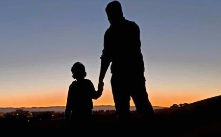 ବାପା ଥିଲେ ପୁଅ ସଭାରେ ହାରେନା