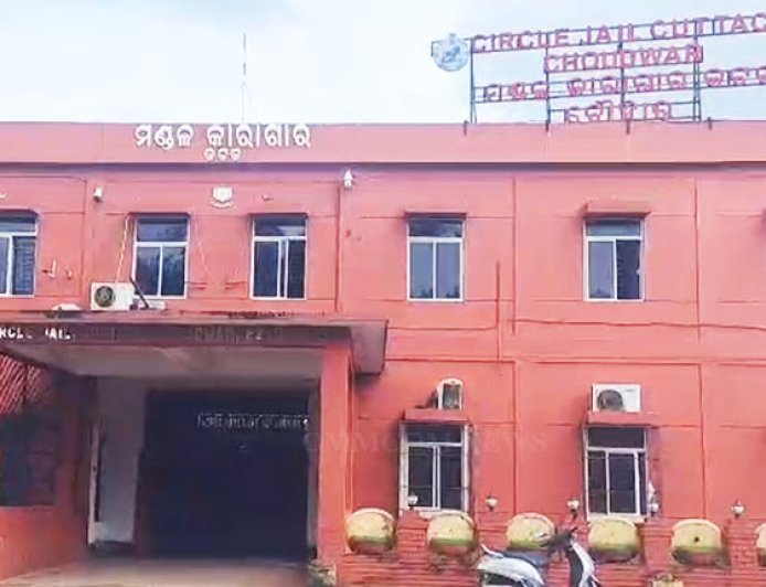 ଚୌଦ୍ୱାରରୁ ଚମ୍ପଟ, ମଥୁରାରୁ ଗିରଫ